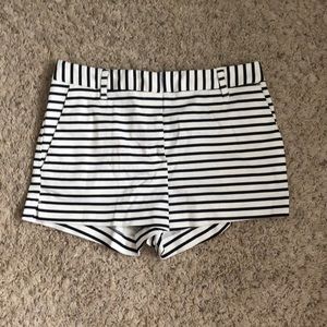 h&m stripped shorts